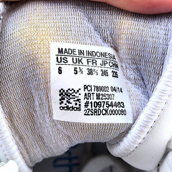 Adidas Women’s High Top Sneakers – Size 6 - Picture 3 of 8